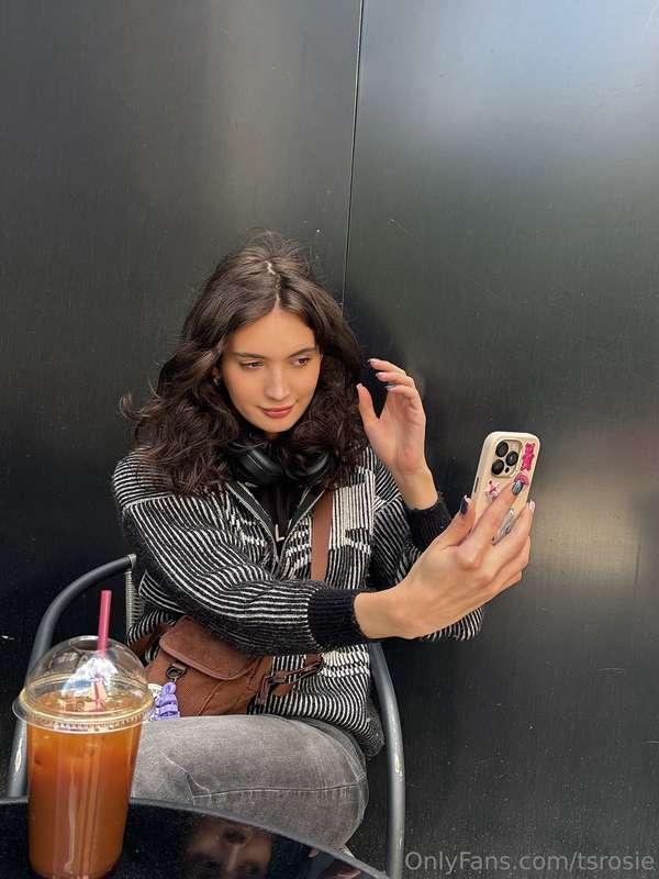 Today I had to snap a few selfies while my iced coffee melte..