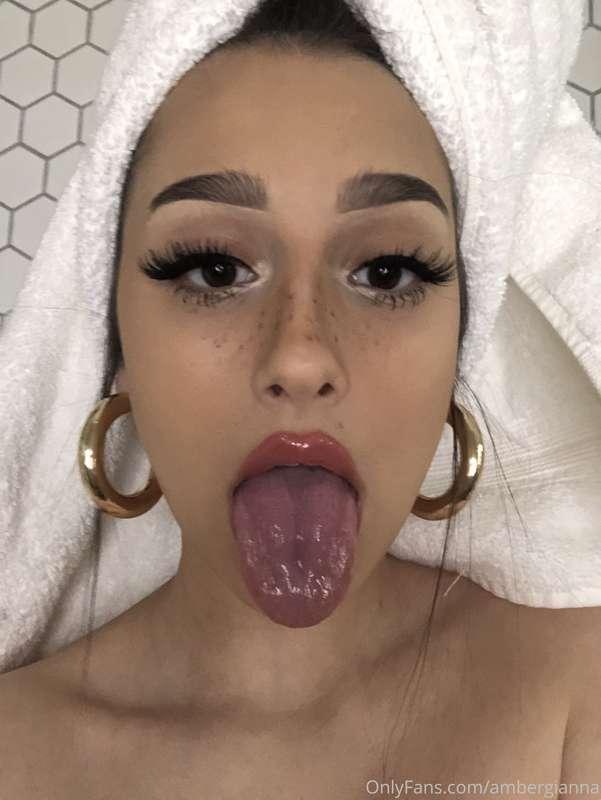 what that mouth do?? 👅