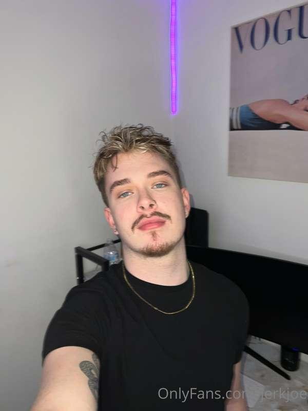 me & my hole 🥺