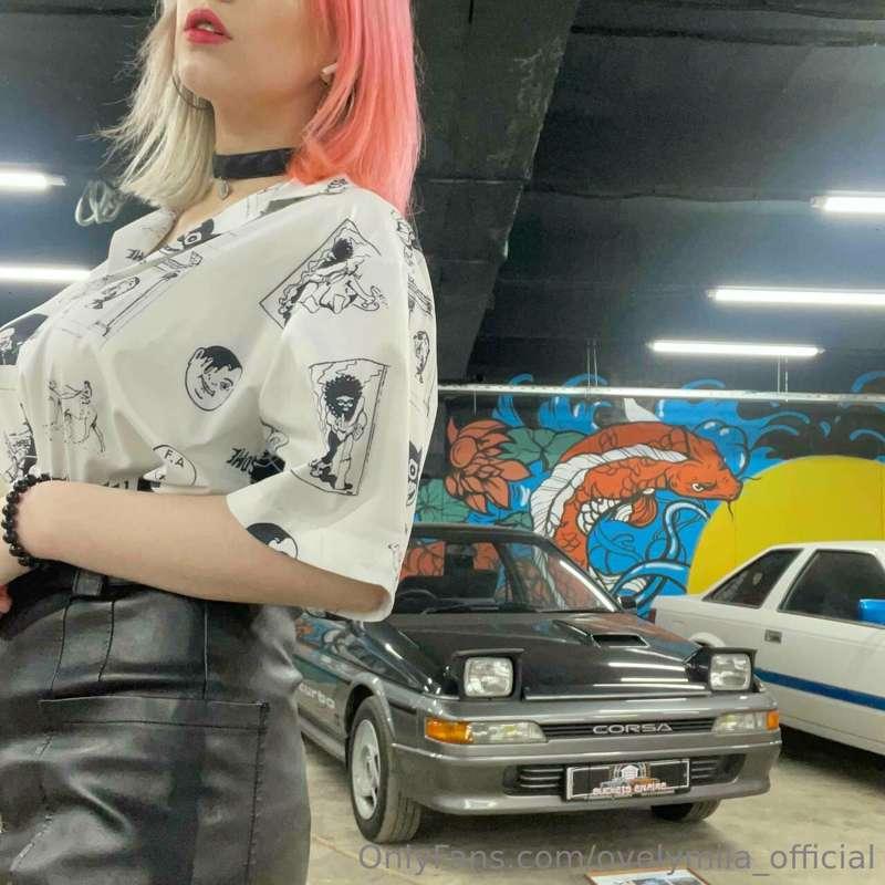 I really love cars and driving fast 🚘🏎, it seems to me that ..