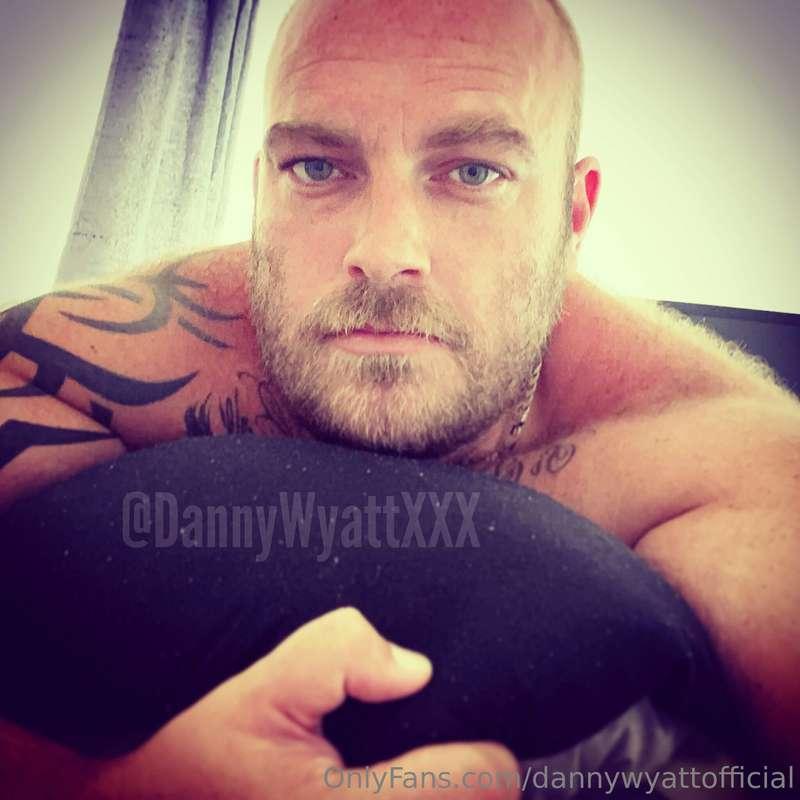 dannywyattofficial image #5