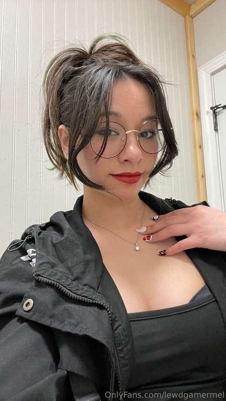 Like the Red lip? 