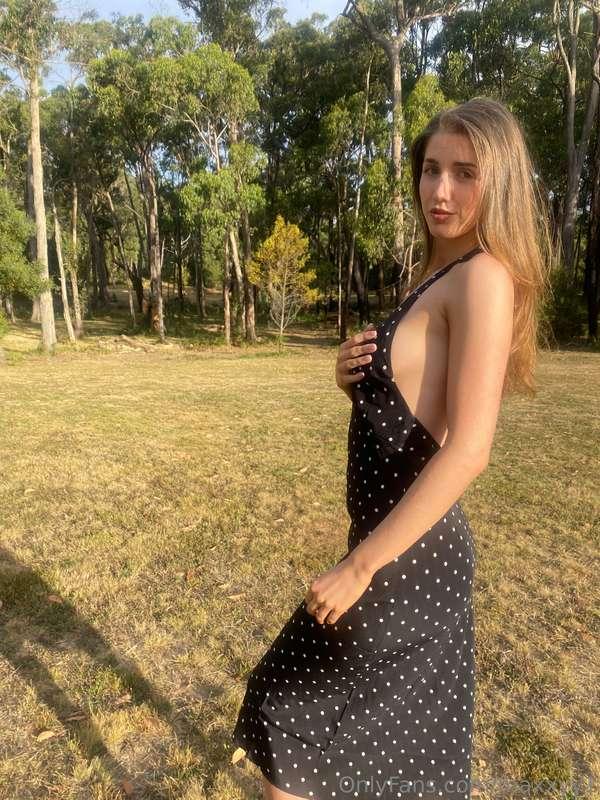 sun is shining and so am i 