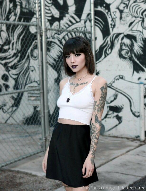 someone buy me ice cream <3 ?