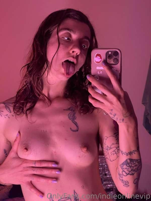 What are you doing?🥹 send me love