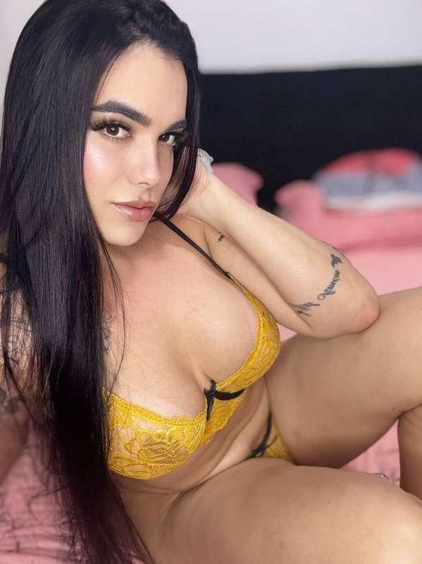 Hey babe you have no idea what a huge secret this princess k..