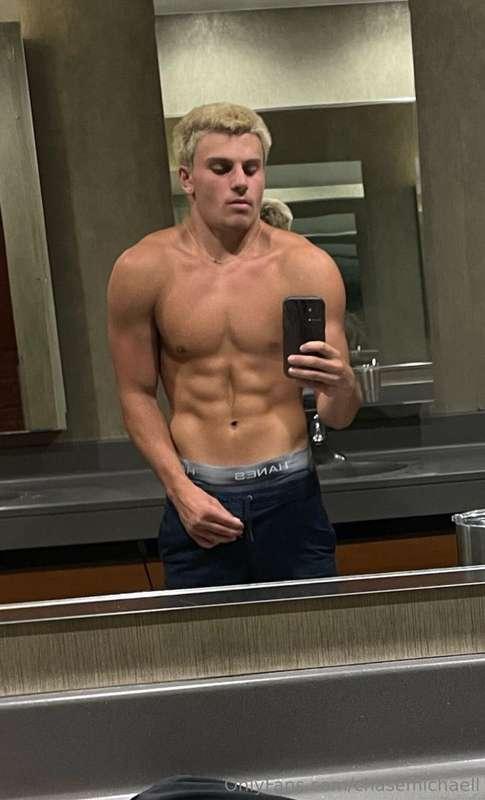 Sub to my VIP @chasemmichael 
Only posting on my VIP! FREE c..