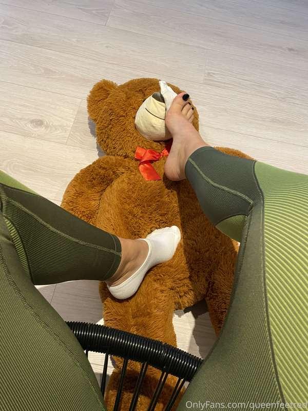 Look on Teedybear-he is soooo happy;)