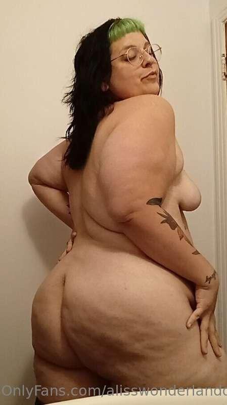 Little photos and video that I found in my cell phone archiv..