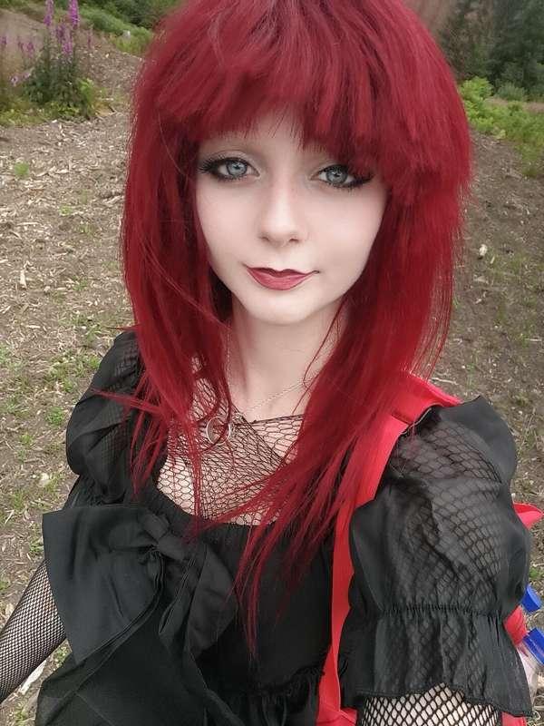cute gothic look ❤️