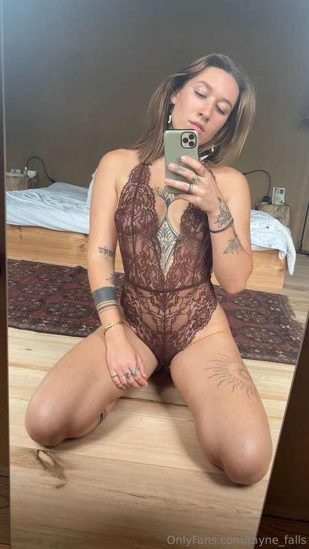 I’ve got something dripping hot waiting for you inside 🔥💌