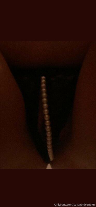 I do love the feel of pearls on my lips!! ??