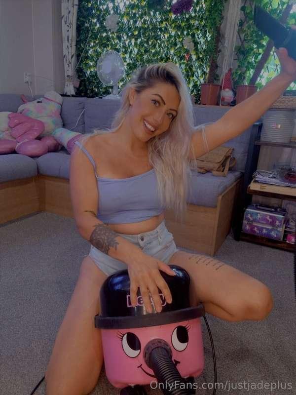 justjadeplus image #0