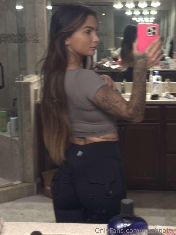 I LOVE dick pics 🤤 will you send me one? 