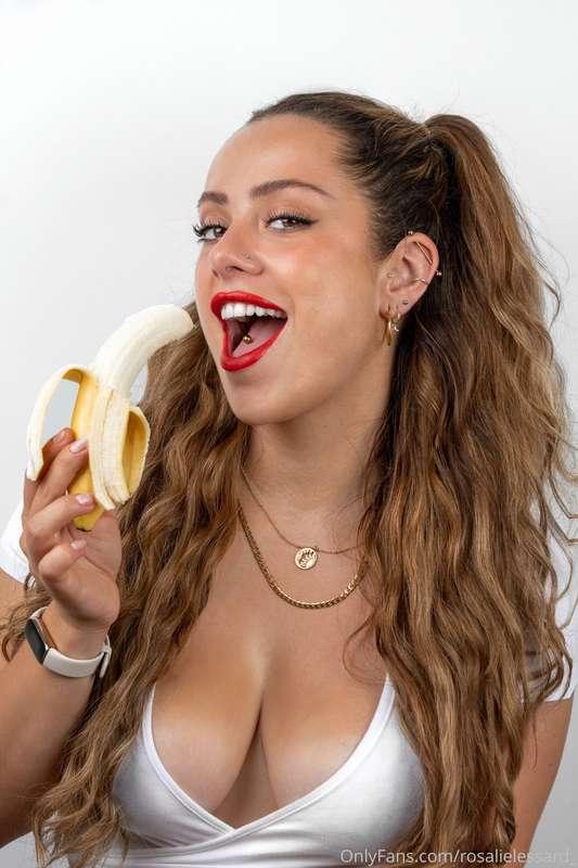 🍌 🍌 🍌 ! Ps : Petit extra en privé 👅 ! Si vous aimez ça je va..