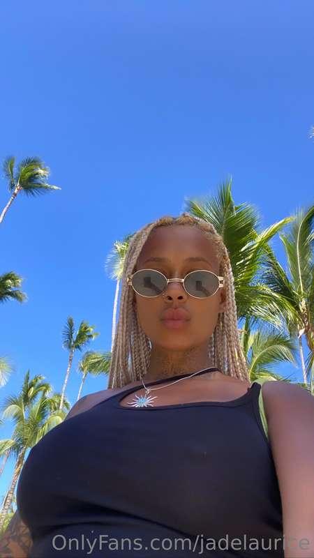 😎