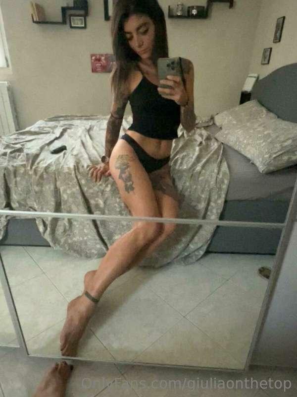 good morning world <3

i will buy a new phone soon, then the..