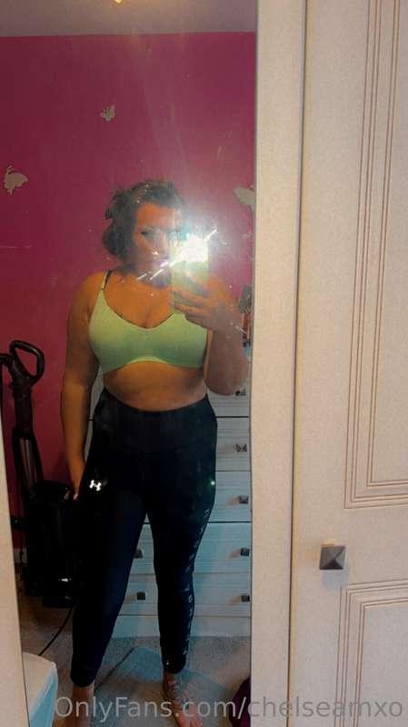 Discount on my vip 😈 https://onlyfans.com/chelseamsxo