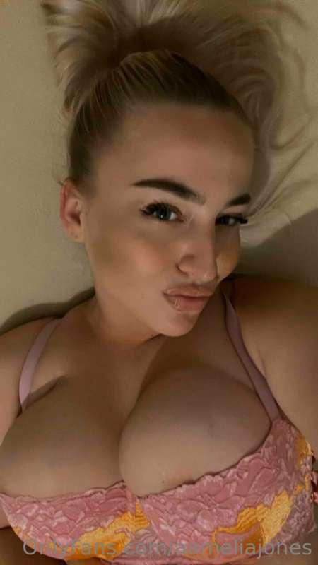 I think I need to get more active here.. 😋

Like if you agre..