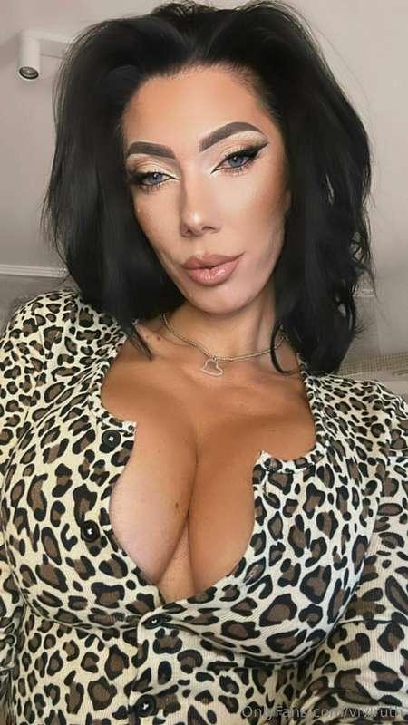 Animal prints are always a sexy idea!