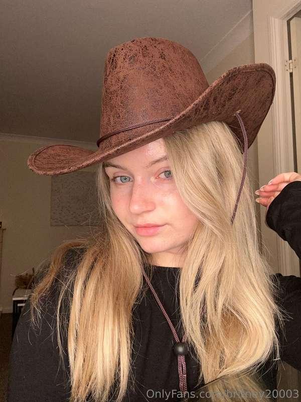 do i suit in a cowboy hat? 🤠 i think this is a new look for ..