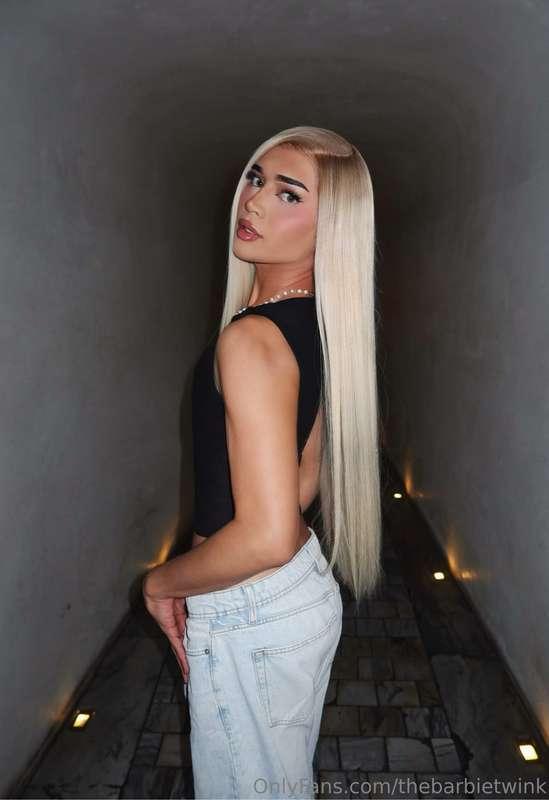 thebarbietwink image #0