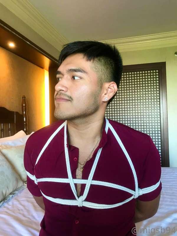 ***@Nakagapos*** is a Philippine based male bondage content ..
