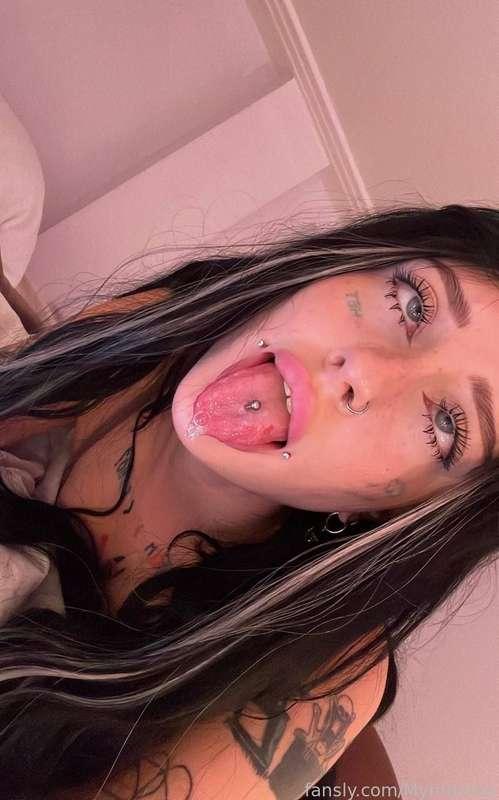 It's only with you that I can go wild 







#skinny #tattoed #brunette #model #pretty #ahegao #saliva #tongue #piercing #egirl