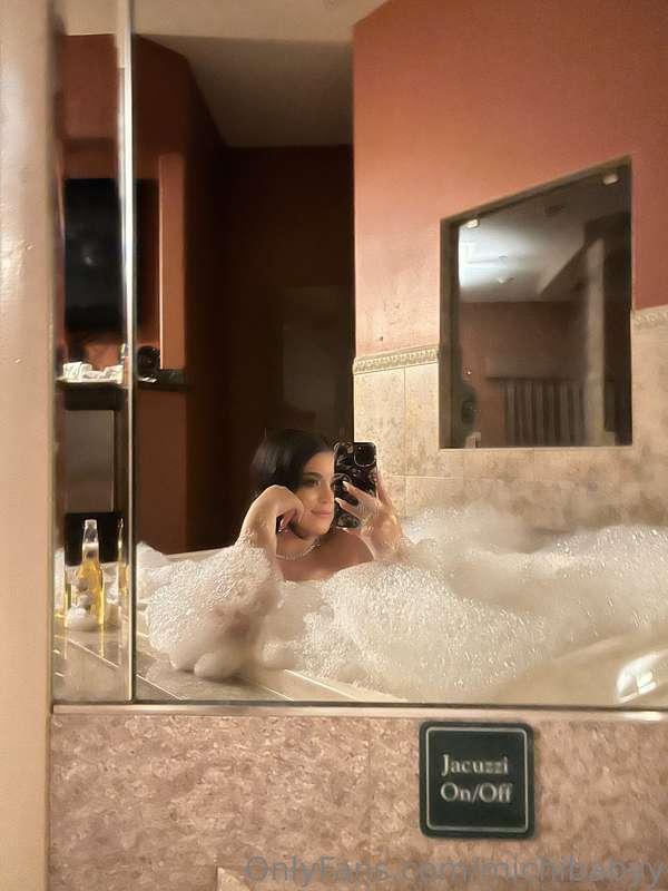 I love bubble baths 😇