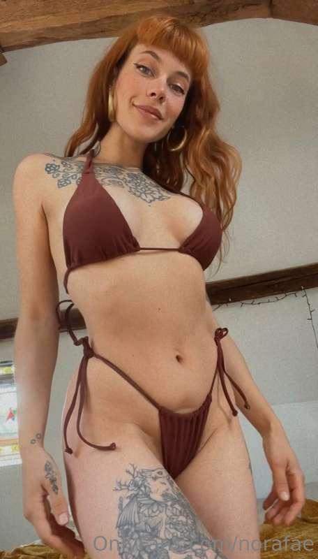 Got another bikini which I think looks cute on me! 🌸