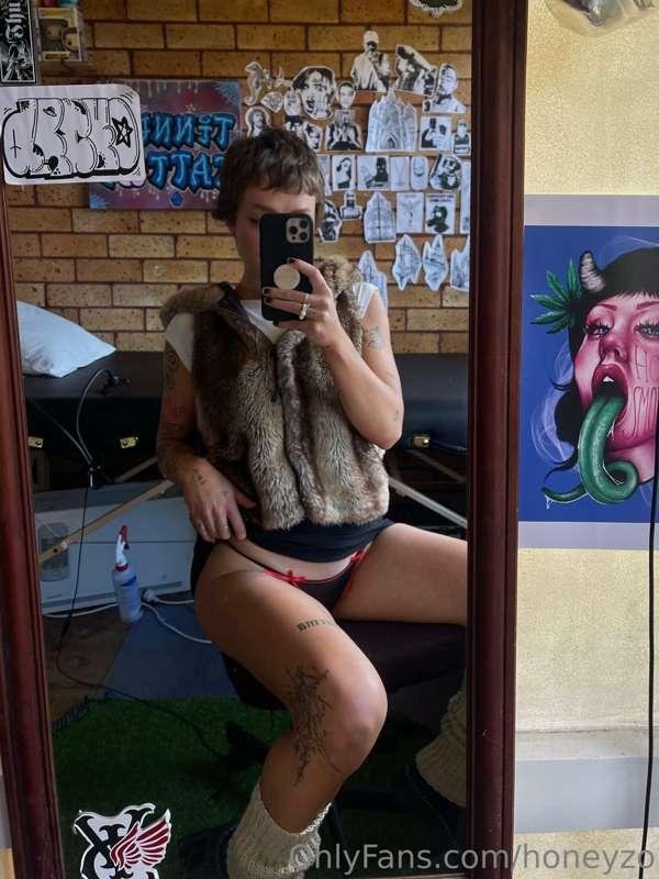 pov: im ur tattoo artist xx