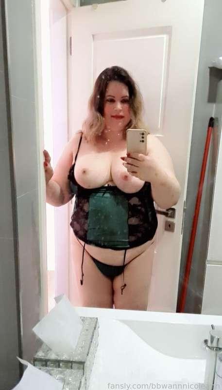 Mommy is ready to go to bed! Who's gonna give me some love? 😈🥵


#fyp #mommy #mommykink #mom #mum #mature #bbw #plussize #thicc #chubby #pawg #fat