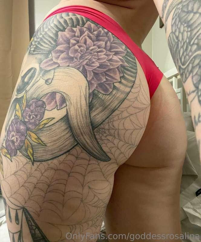 Want to know my secrets? Come get personal with me @rosalina..
