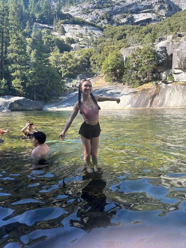 kaileymae image #3
