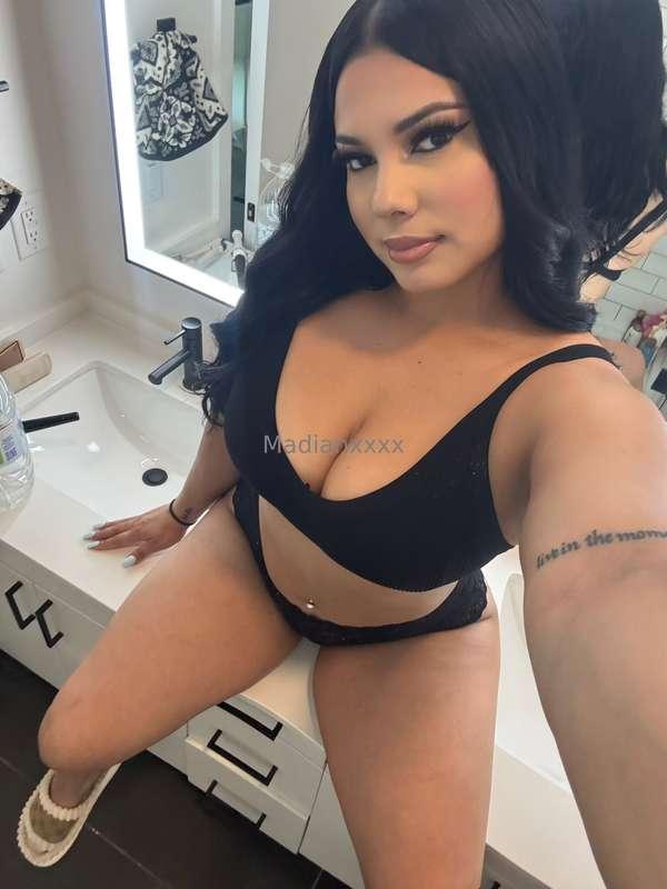 Do you realize how few people I let this close? Lucky you 😈