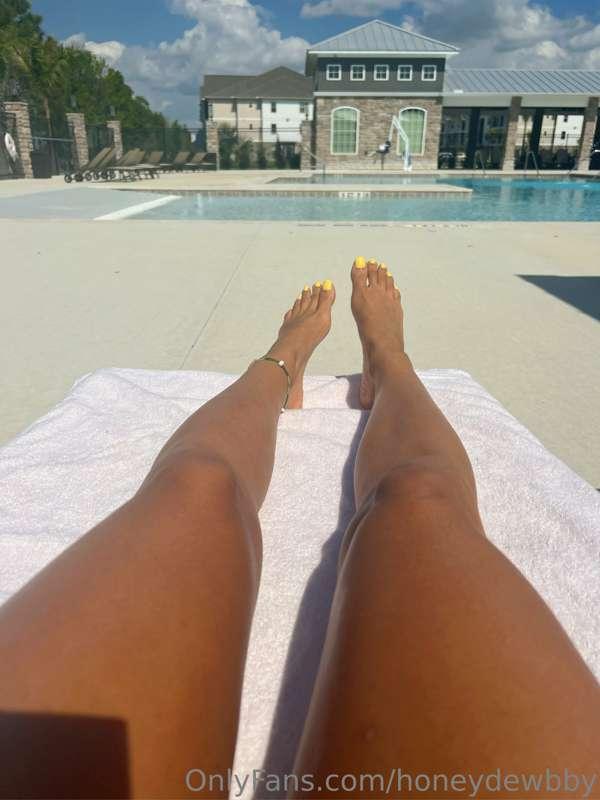 Florida living suits me well 🌞🐳