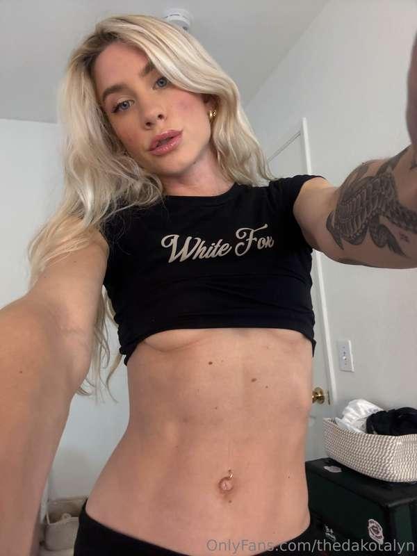 Just a little tease before I show you everything 😈