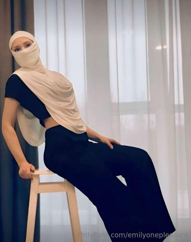 @akila_muslim Hottest girl you ever met in your life🔥🔥😍
Send..