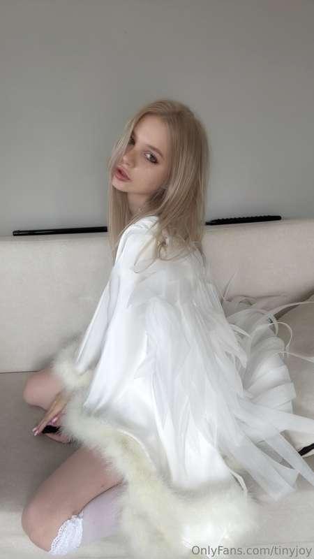 I enjoy breaking your rules💘