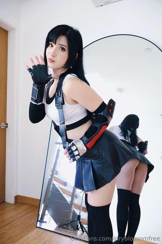 TIFA just dropped into this dimension!!!! 🤤 ❤️ @airy.blossom..
