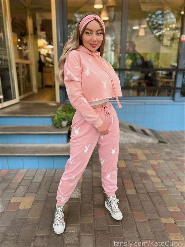 🔞 THESE Playboy bunnies on my clothes kind of hint, right?)) 👉👈 🤭
Are you sure you know what's hiding in Playboy magazines? 🔞