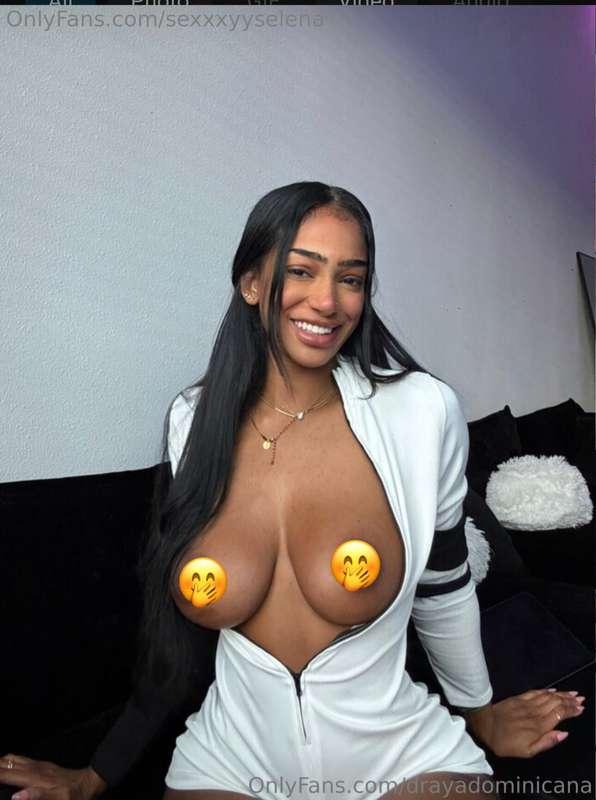 🚨 EX REALITY TV MODEL TURNED OF SLUT🚨click her @ below and w..