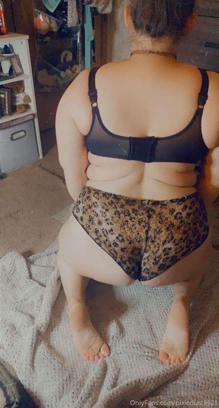 Maybe it’s just me but those rolls are hot!!