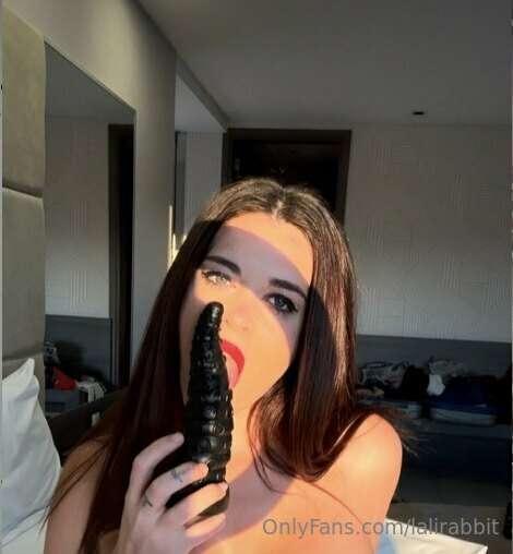 🖤