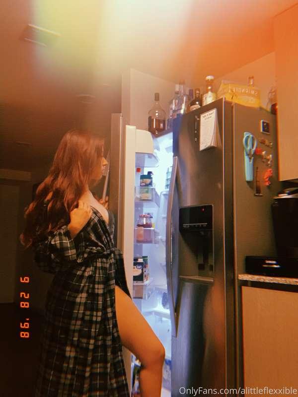 When daddy’s hungry after a long day’s work ♟