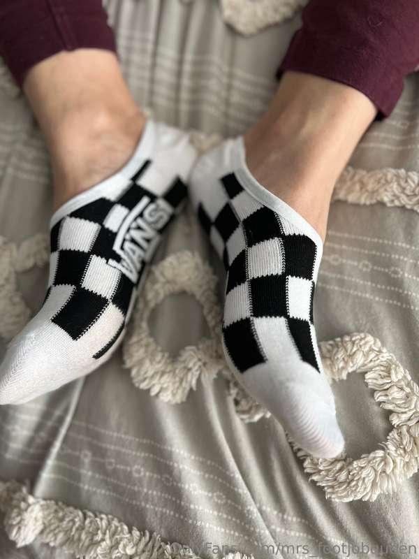 Sockjob Sunday fun in my new vans socks!!