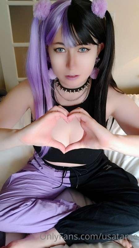 Happy New year! 	♡＼(￣▽￣)／♡ I'm looking forward to spending t..