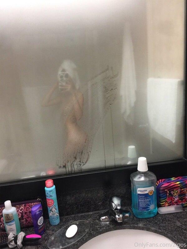 You can’t really see me but i thought this was kinda cool :)..