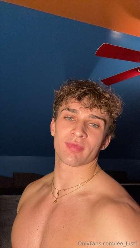 how's your night going cuties?🤭