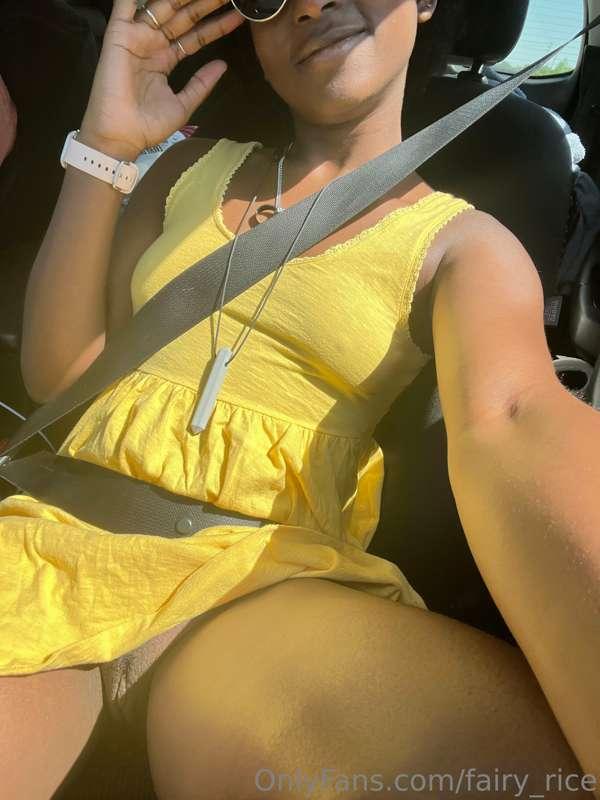 This is how I ride in the car 🤣💛